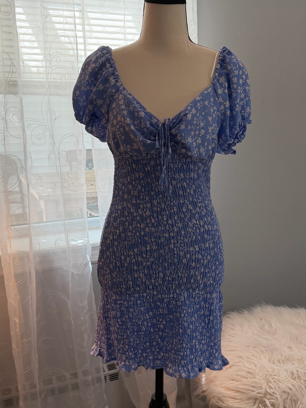 Love Tree Blue Floral Smocked Puff-Sleeve Mini Dress